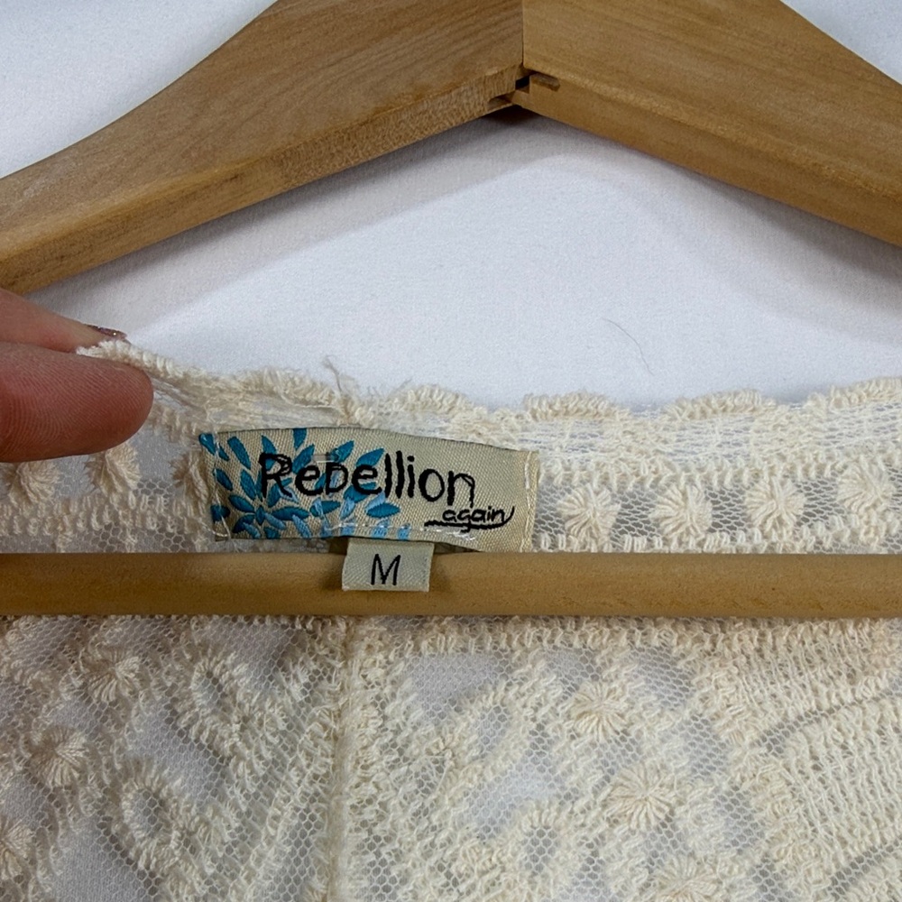 Rebellion Again Ivory Lace Cardigan Size M - Picture 2 of 5